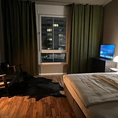 N8 - By Guest house *