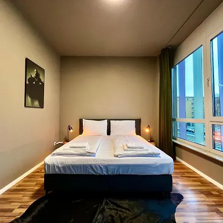 N8 - By 3* Leipzig
