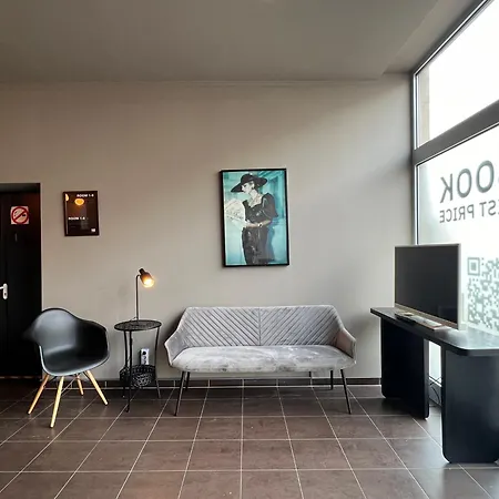 Aparthotel N8 - By 3*