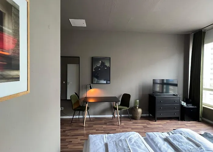 N8 - By Aparthotel 3*