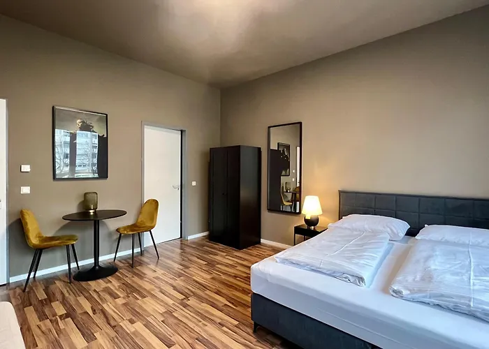 N8 - By Aparthotel 3*